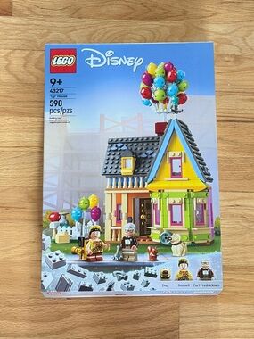 New Unopened - Lego Disney Up! House Set - Yellow, Blue, Green, Pink, Red